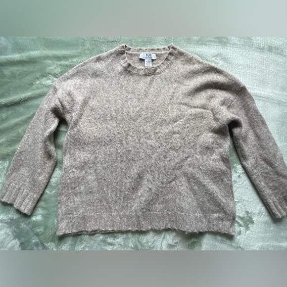 Women’s small beige magaschoni sweater - Picture 1 of 3